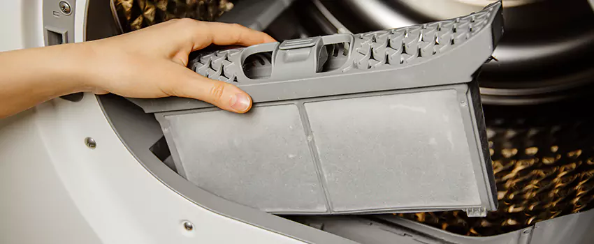 Signs Of A Clogged Dryer Lint Trap in Commerce City, Colorado